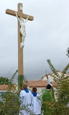 Bénédiction du Calvaire de la gare d'Olonne.