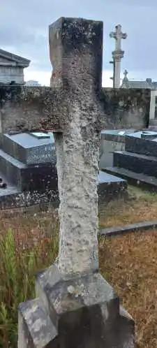 détail de la croix dégradée